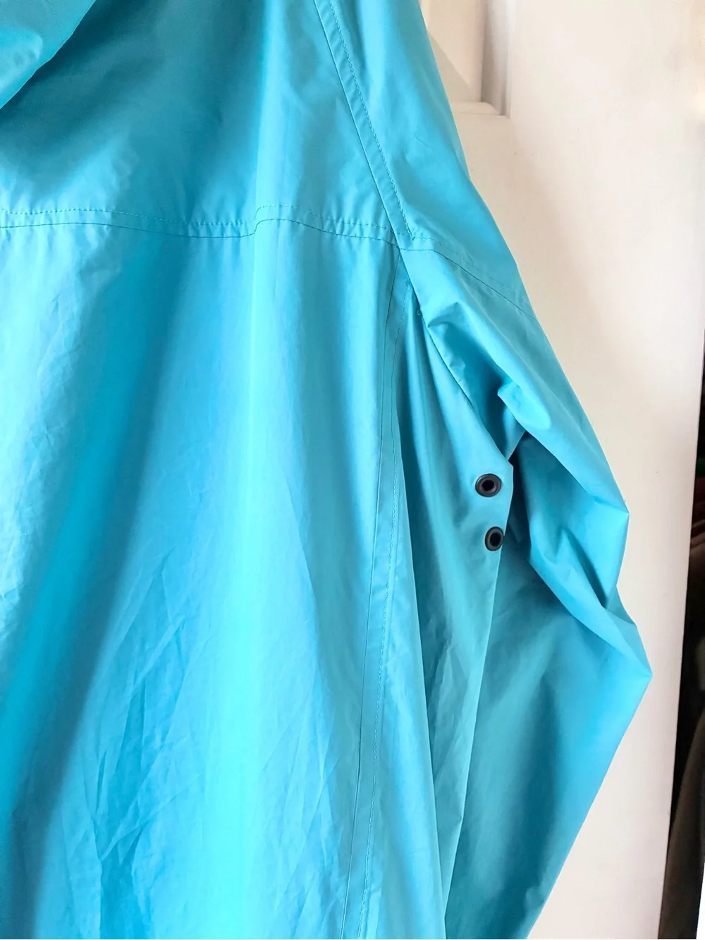 Hunter Men’s Lightweight Rain Ready Windbreaker Jacket Light Blue Aqua Size L